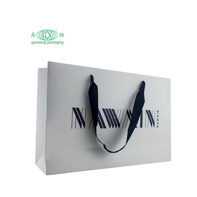 Consuetudo shopping saccos vestiens aurum impressum logo design album cardboard paper packaging saccis pro grosso